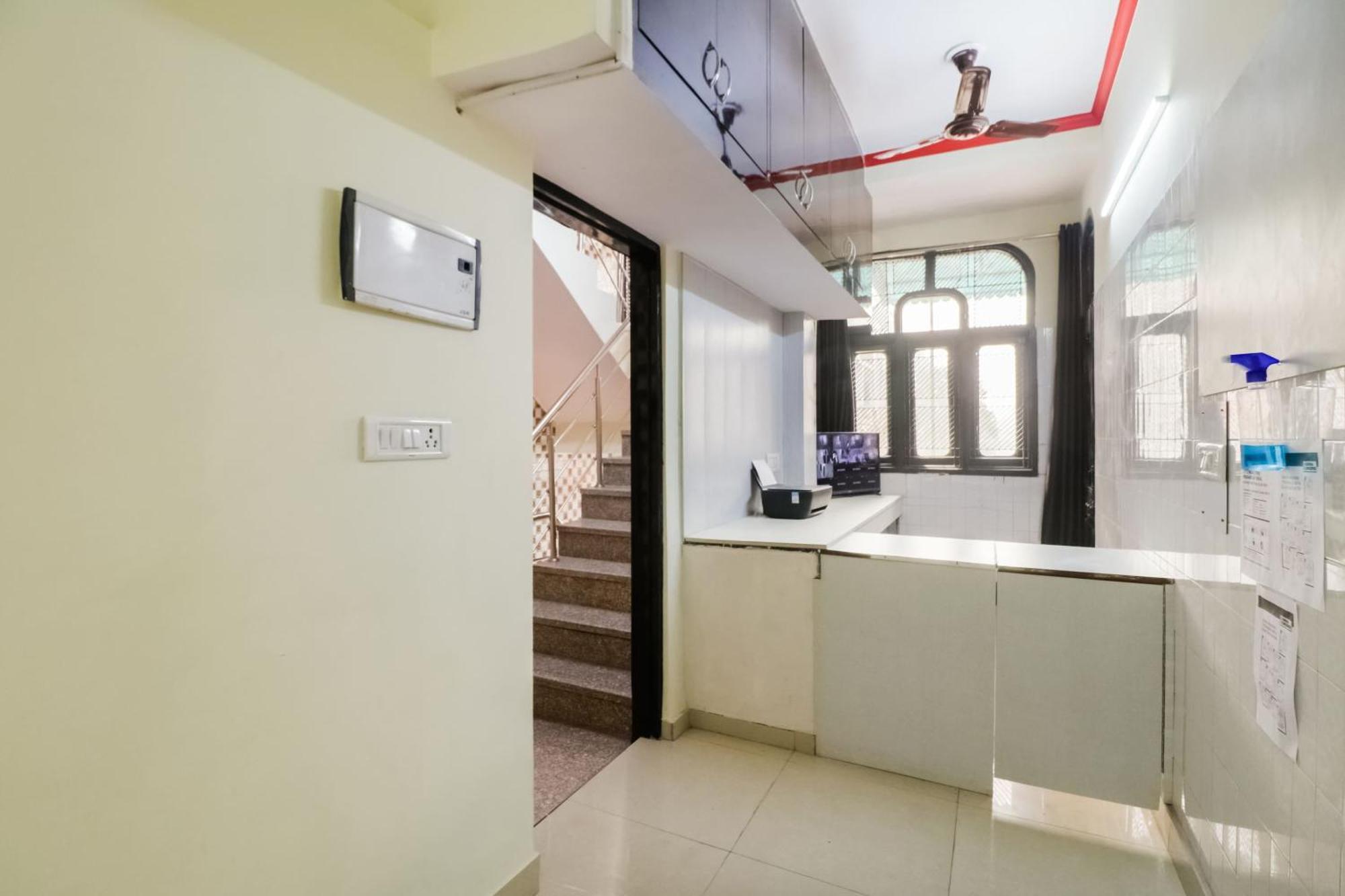Hotel Golden Bridge à New Delhi Extérieur photo