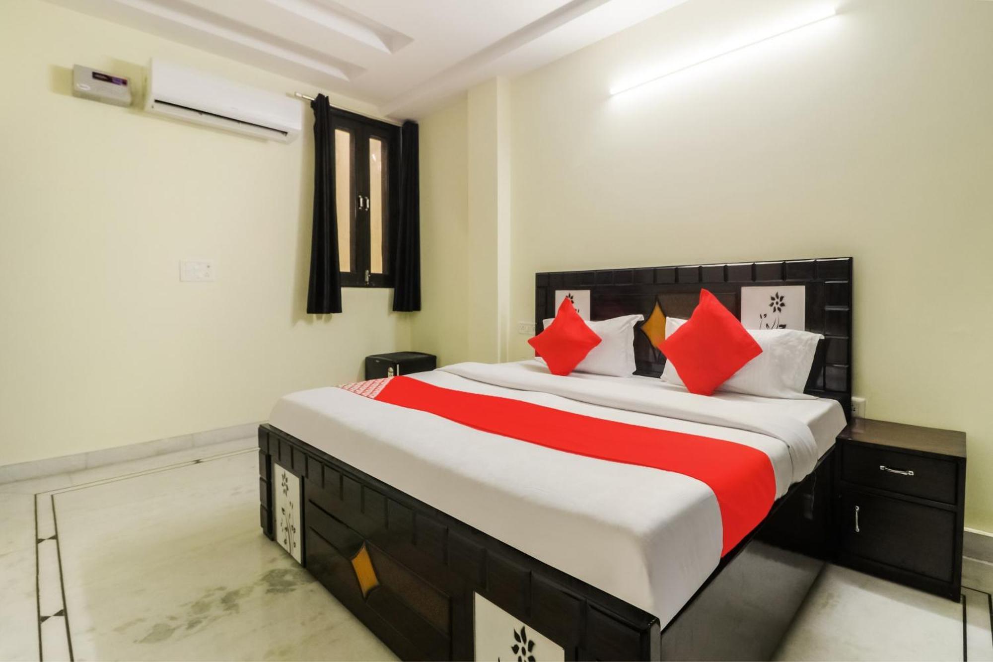 Hotel Golden Bridge à New Delhi Extérieur photo