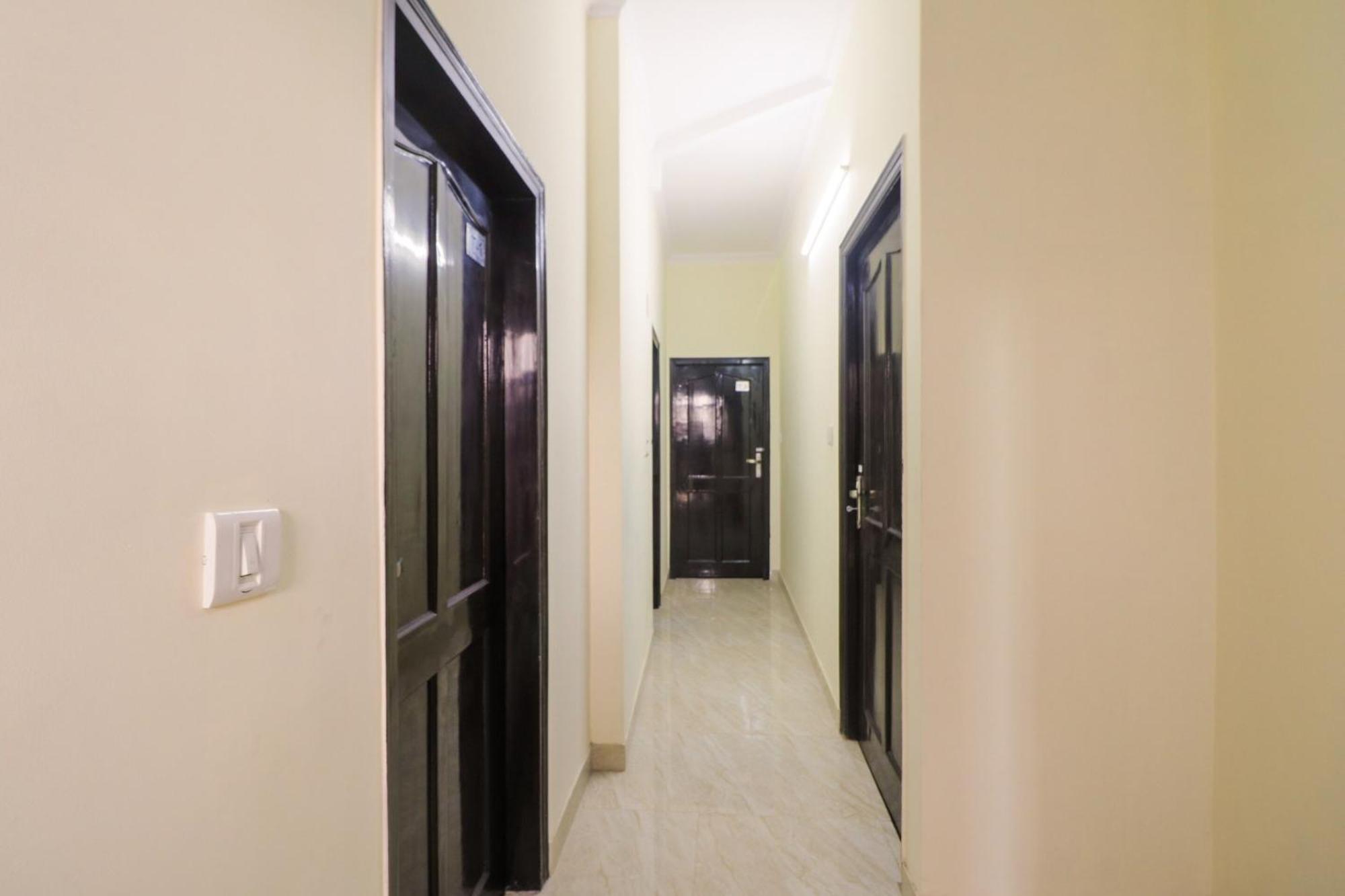 Hotel Golden Bridge à New Delhi Extérieur photo
